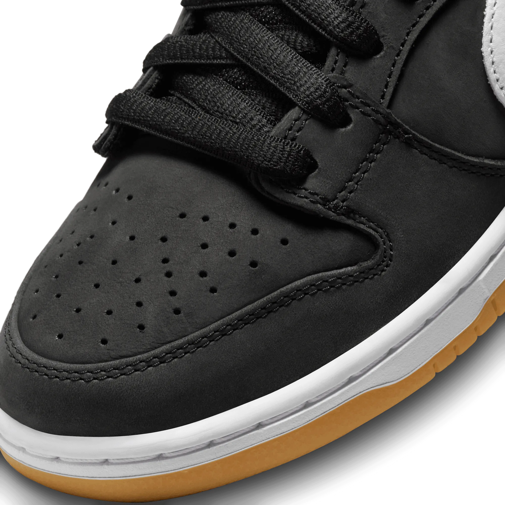 Nike SB Dunk Low Pro Black/White/Gum