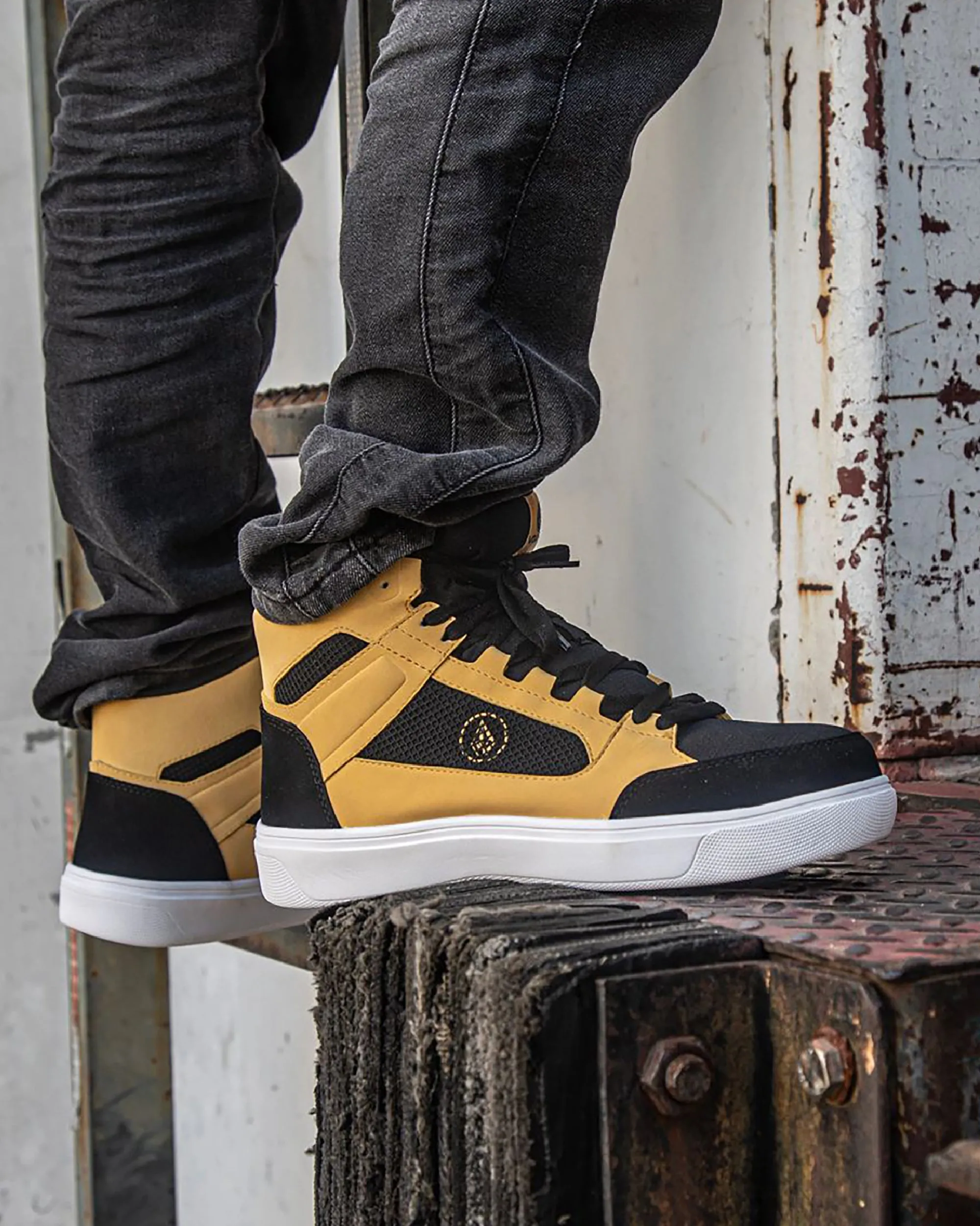 Volcom Workwear Evolve High Top Shoes - Yellow